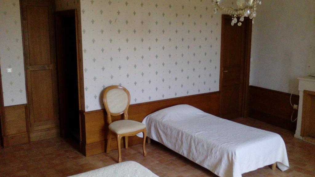 Chateau Sainte-Marie Dompierre-sur-Charente Bagian luar foto